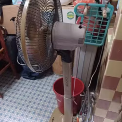 三菱立扇