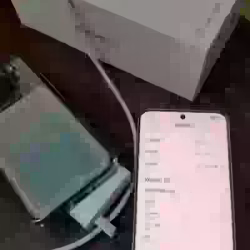 小米15   16+512白色，九九新，电池98