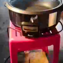 电炒锅