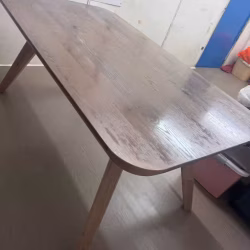 实木餐桌
