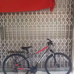 二手山地自行车，有品牌二手自行车，咱是店铺在售的，品质保证，免费配送