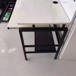 钢架电脑桌