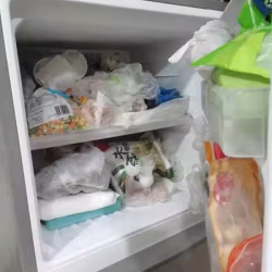 卖 家里自用冰箱