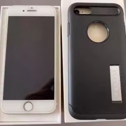 出售一部iPhone7 金色 128GB （女生自用）