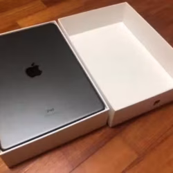 iPad Air 3 256 GB+apple pencil+苹果键盘