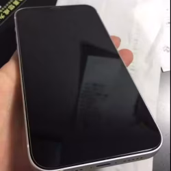 苹果手机钢化膜，没工具，三片装3新出手！！！