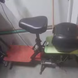 二手电動自行車出賣只用几个月買1O68 卖 600