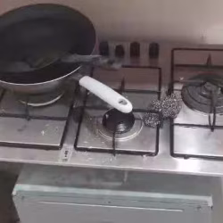 美观好用煤气灶