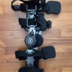 ACL 膝盖复健 Knee Brace