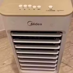 出售一架移动冷风机
