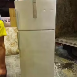 转冰箱 洗衣机 双人床 单人床 衣橱 书桌等等 可以送货