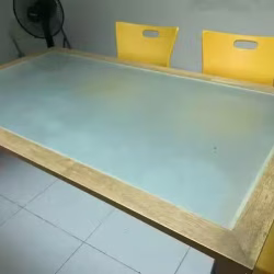 六人餐桌