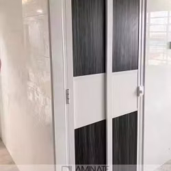 厕所门