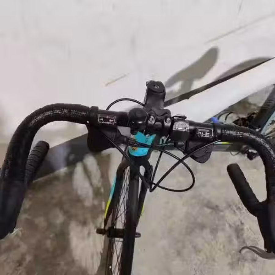 全新 26寸永久铝合金公路赛自行车 包送货 送车锁!!! 图片 4