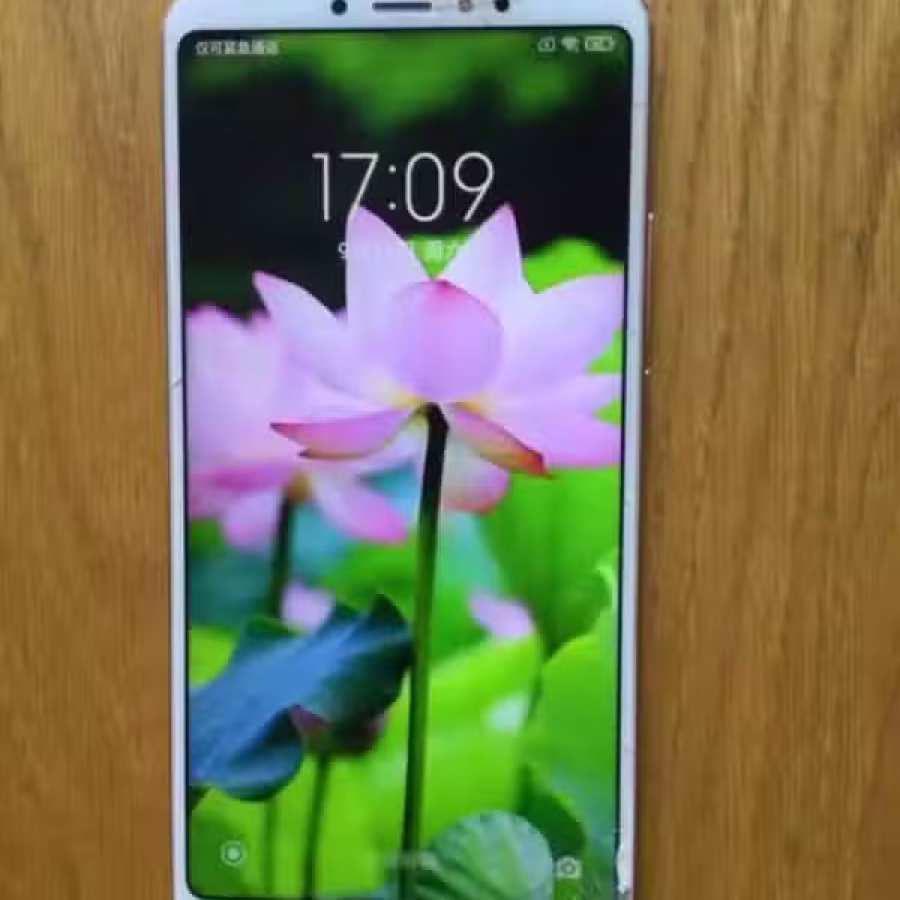 非常便宜卖【小米 mi max3 4g/64g 大屏手机】已经卖了。 图片 3