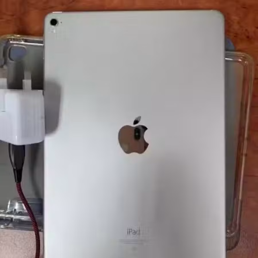 9.99新的ipad pro9.7英寸，无任何磕碰原装机$349 图片 3