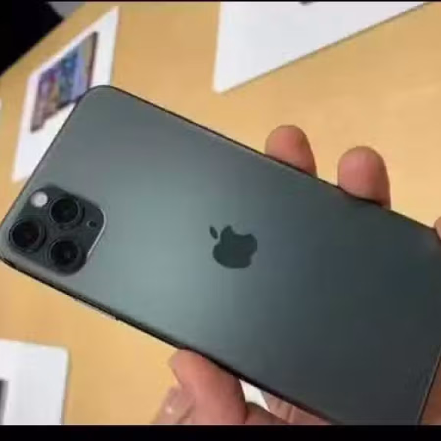 iPhone 11 Pro max二手，电池88% 图片 1