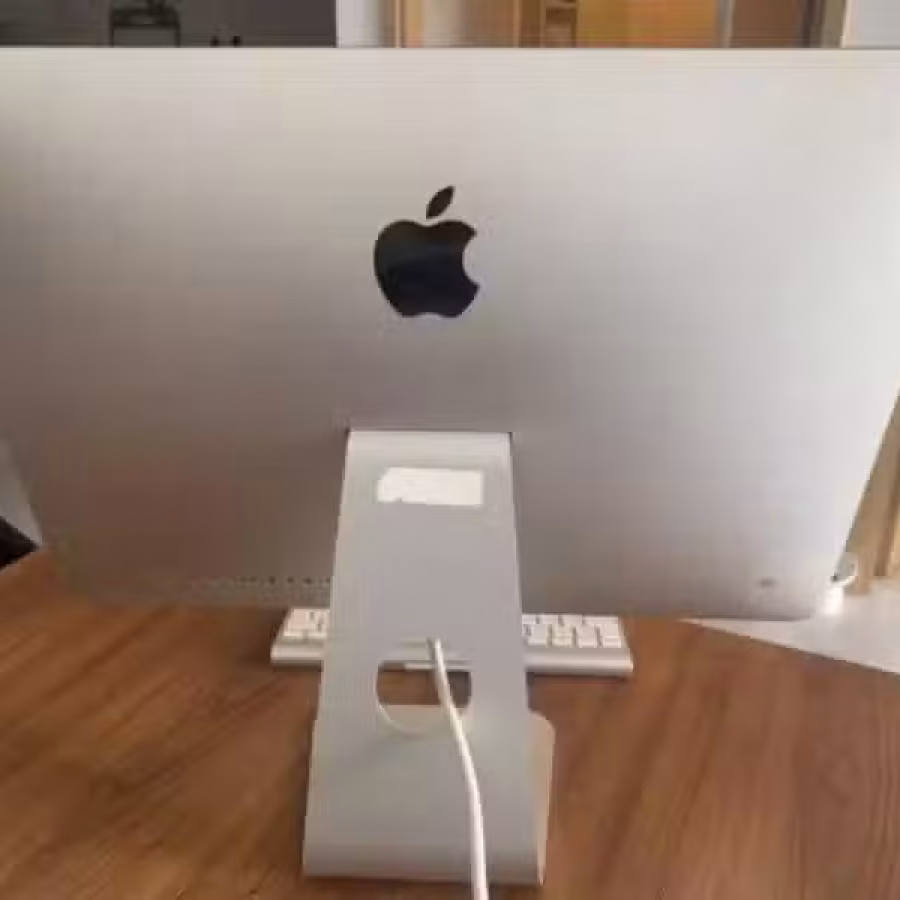 iMac 21寸台式电脑 图片 1