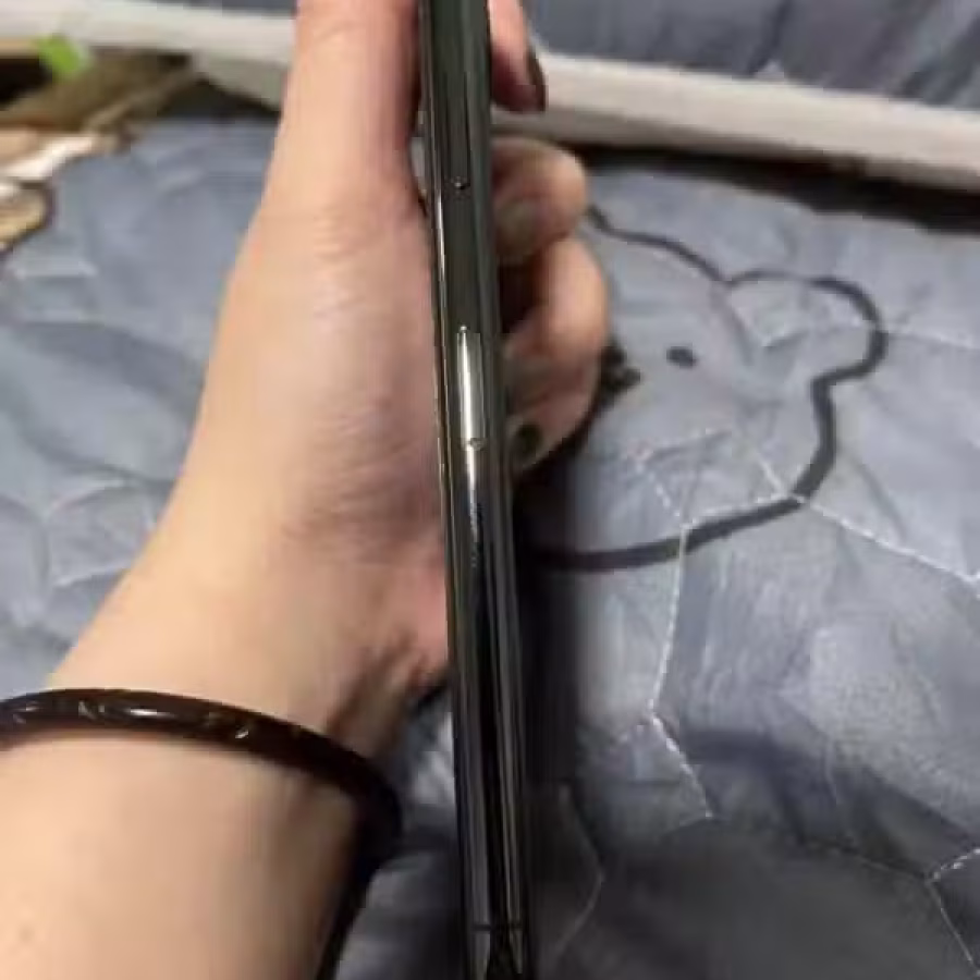 出售苹果11pro max 512gb 夜青Midnight Green 已售 图片 1