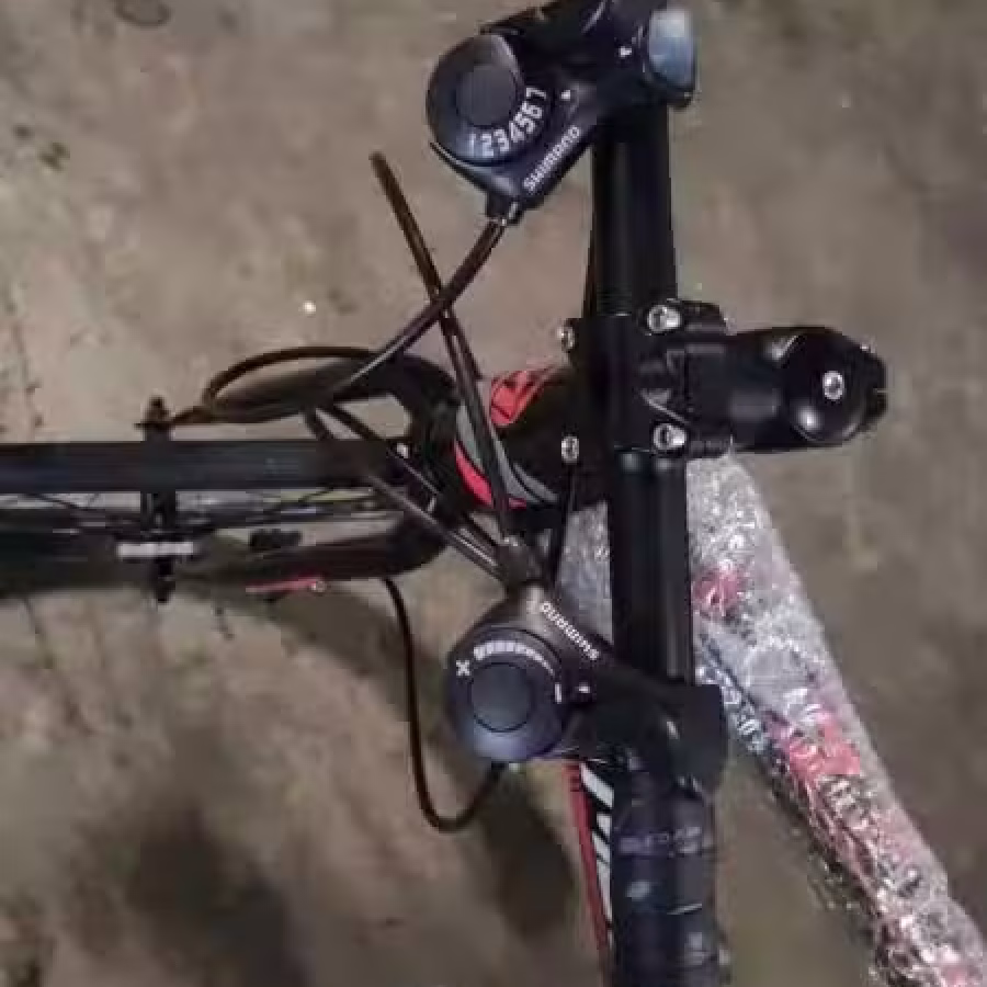 全新 26寸公路赛自行车 包送货 送车锁!!! 图片 4