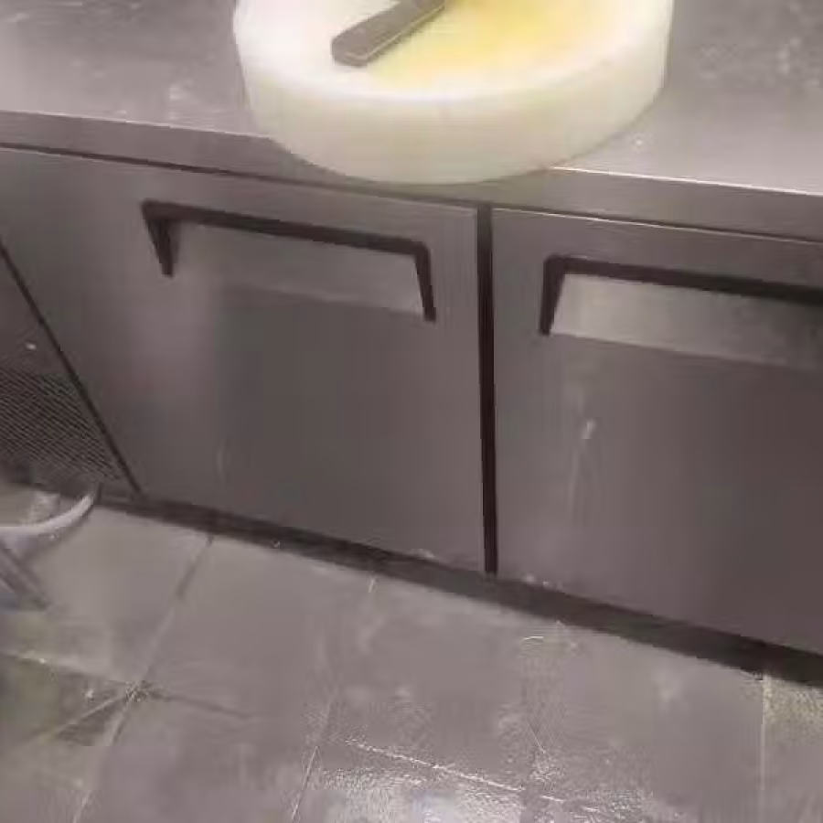 餐厅结业 出售厨房用具 图片 2