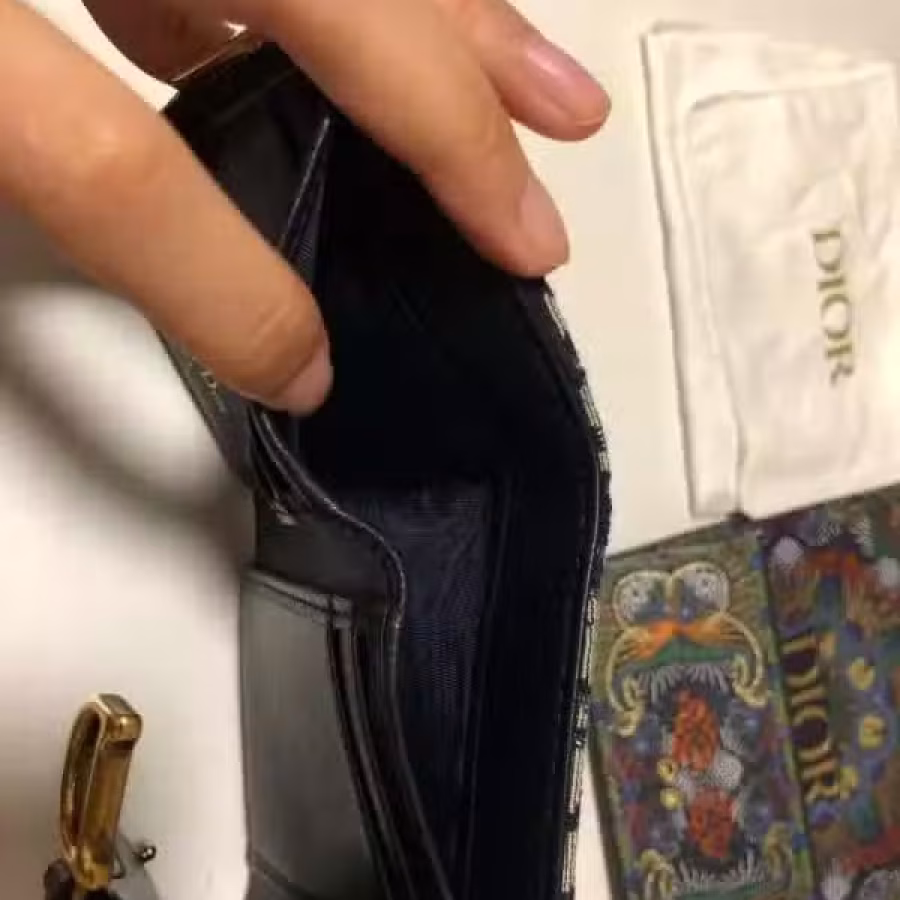 全新正品Dior三折钱包  图片 1