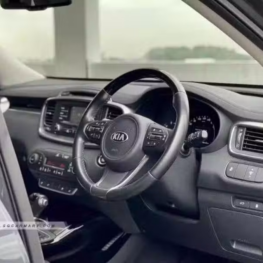 Kia Sorento Diesel 2.2A CRDi Sunroof 图片 1