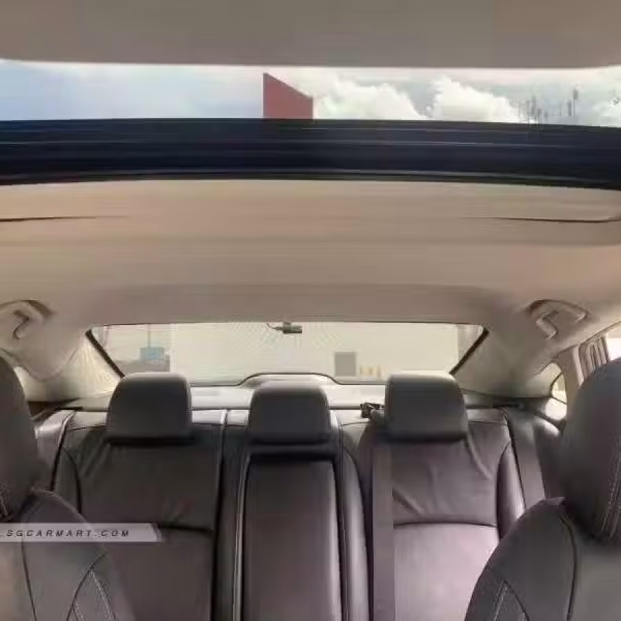 Honda Civic 1.5A VTEC Turbo Sunroof 图片 1