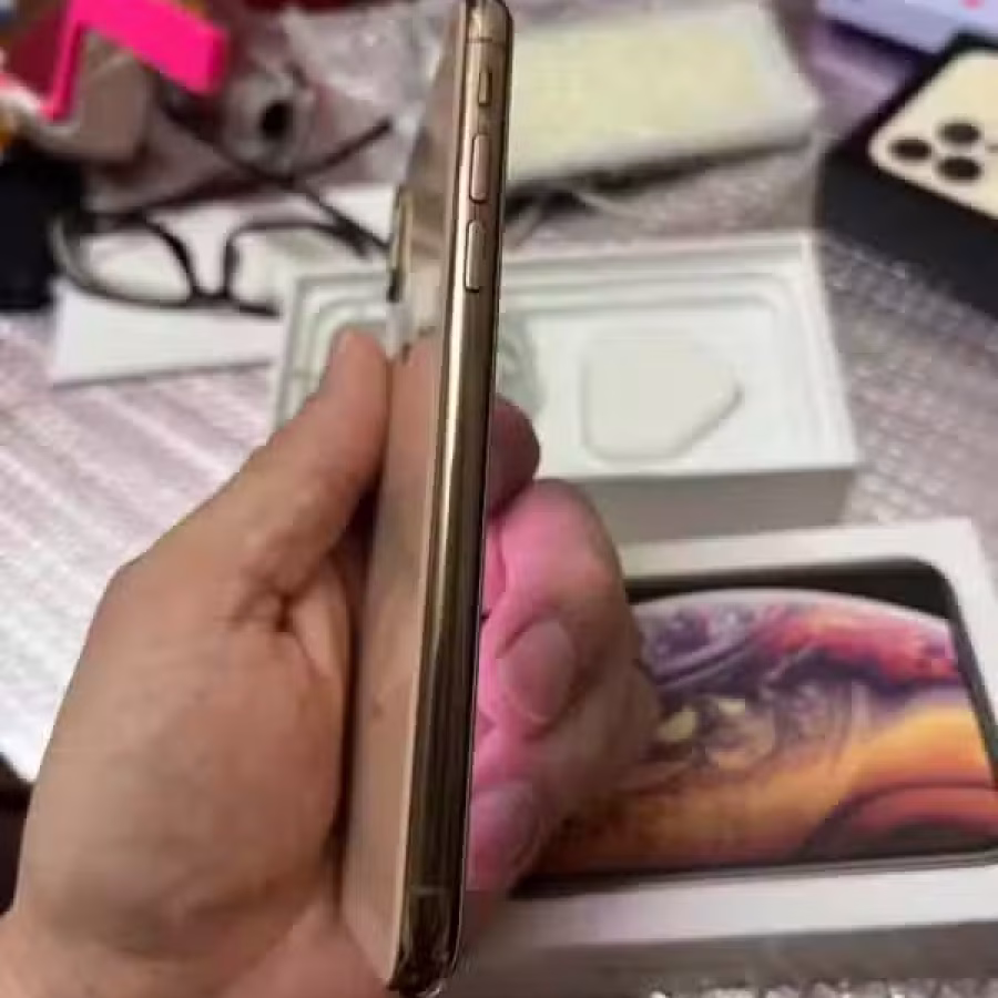 超级新的苹果xs 便宜出 图片 1