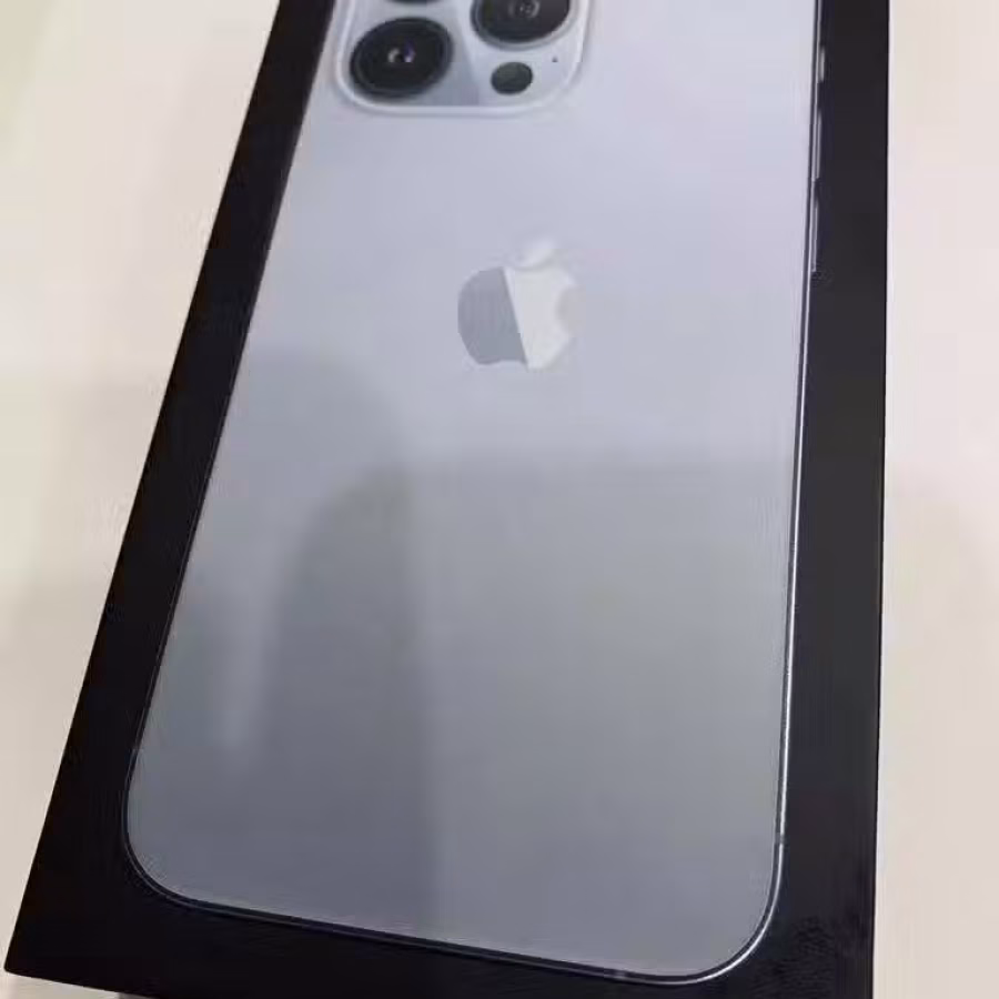 iPhone 13 Pro 256GB 全新没激活 远峰蓝 新加坡合约机 图片 1