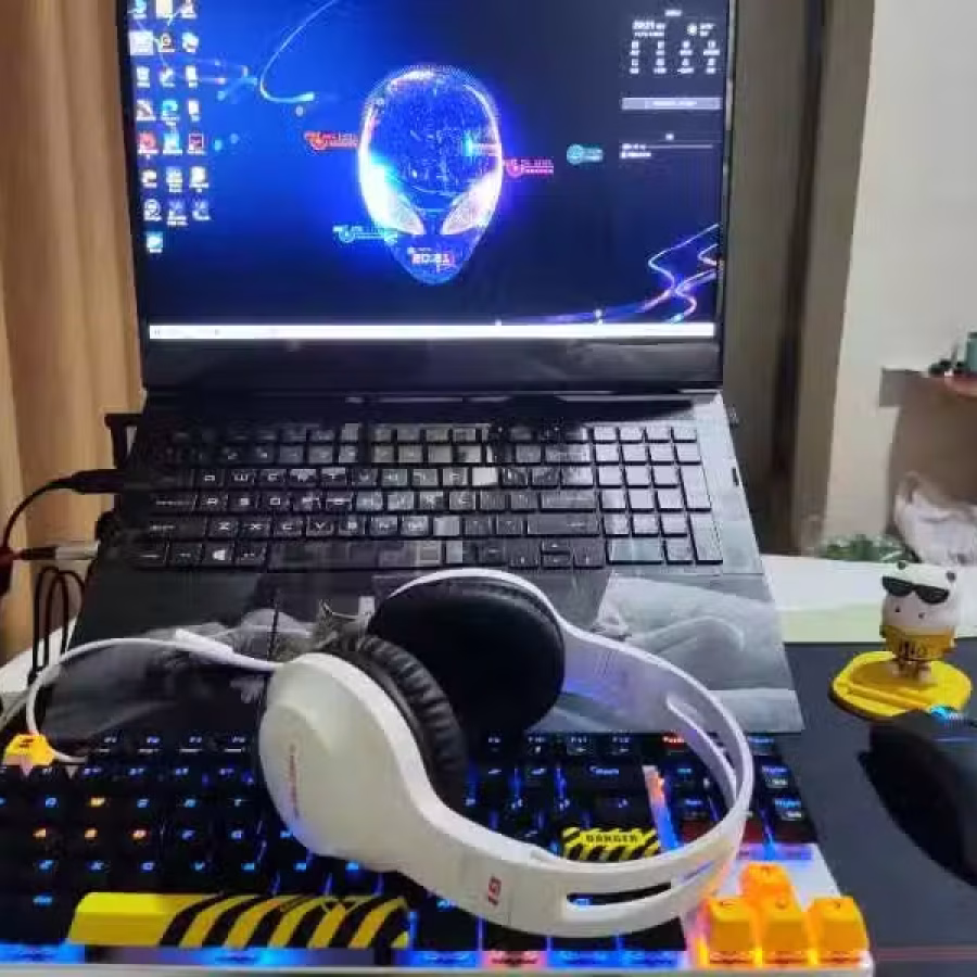 出售个人自用两个月3060笔记本电脑 图片 1