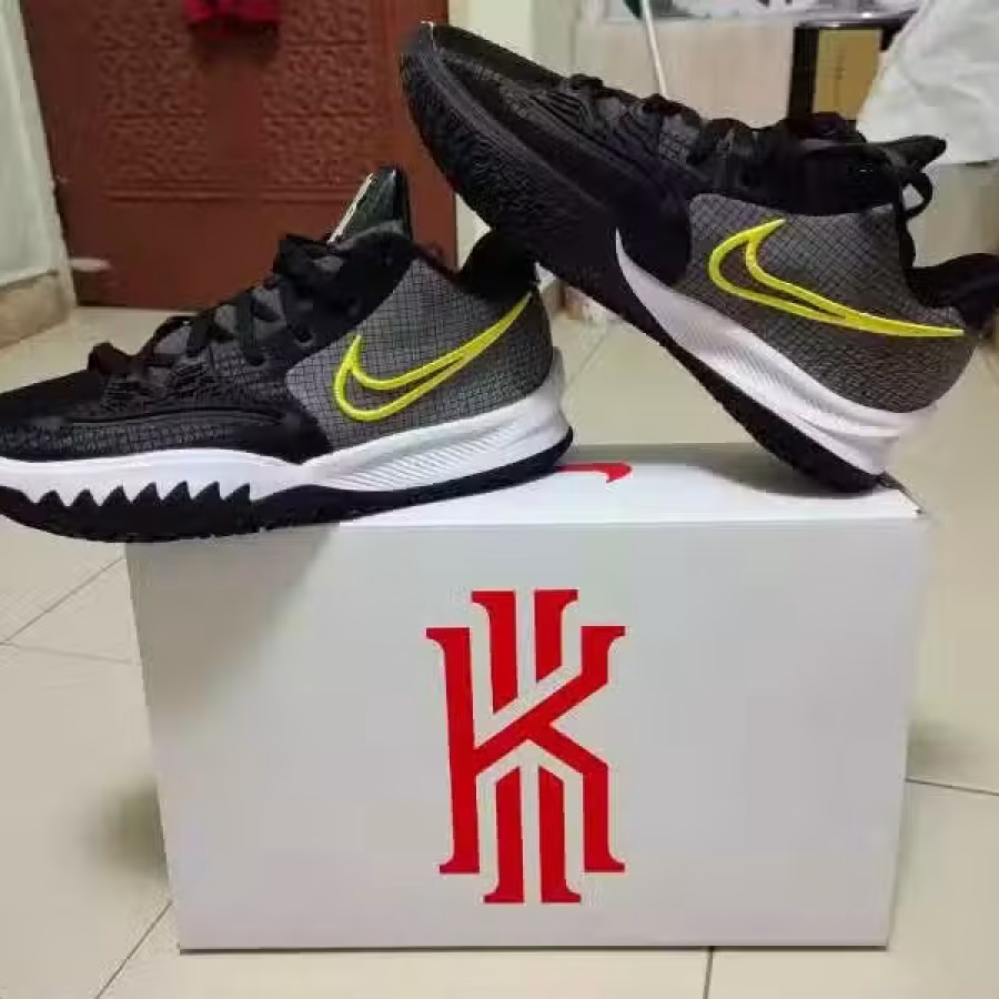 Nike 球鞋,两双  $150 图片 2