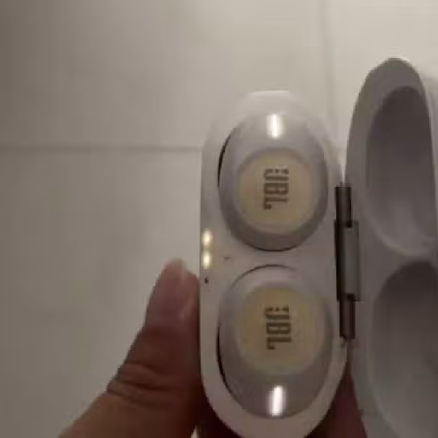 JBL蓝牙耳机 图片 1