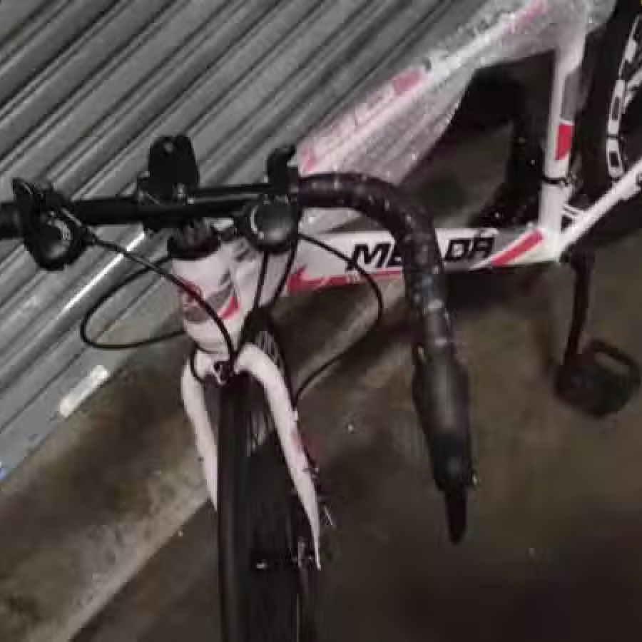 全新 26寸公路赛自行车 包送货 送车锁!!! 图片 10