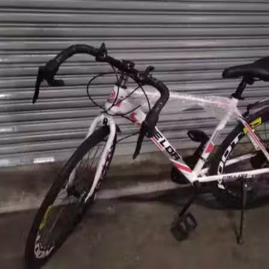 全新 26寸公路赛自行车 包送货 送车锁!!! 图片 8