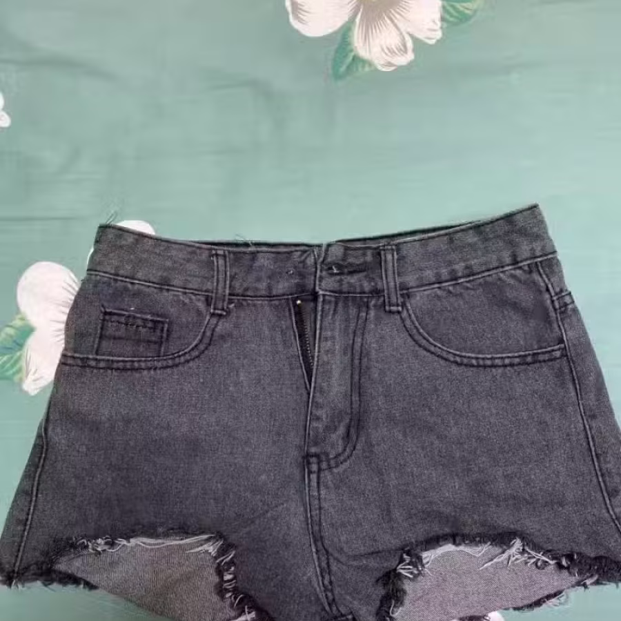 女生短裤 图片 3
