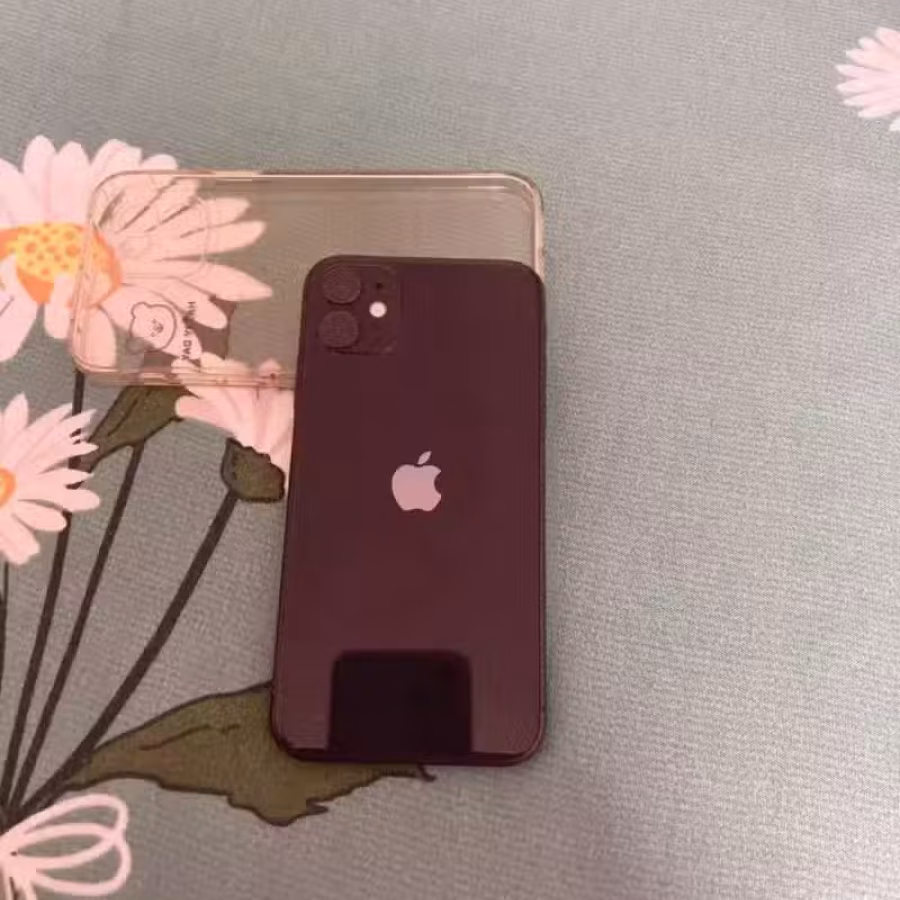 白色苹果12 128G  图片 4