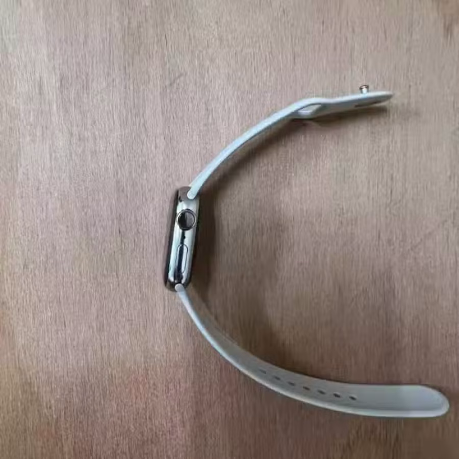 出售银色不锈钢Apple Watch S7 图片 3