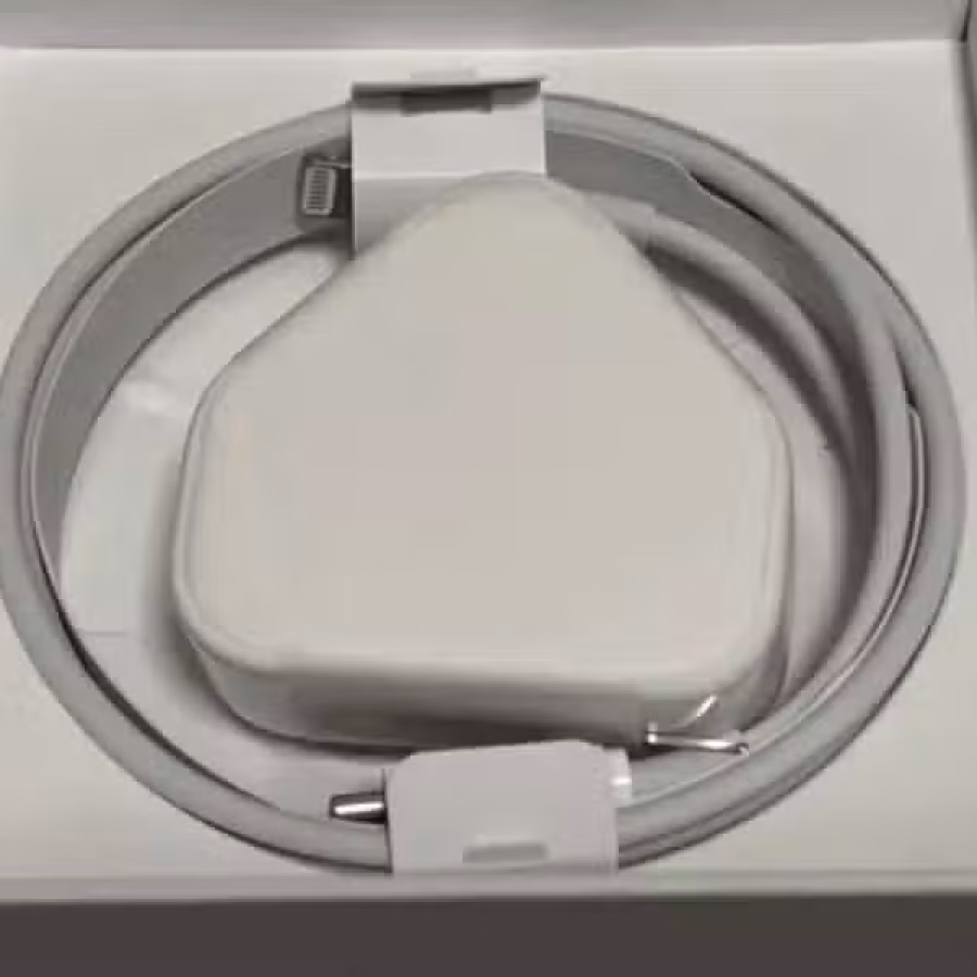 苹果原装数据线充电器 图片 1