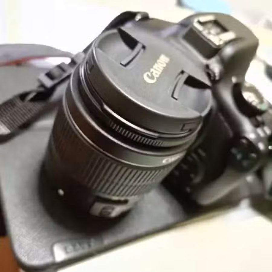 canon EOS 1300D 图片 2