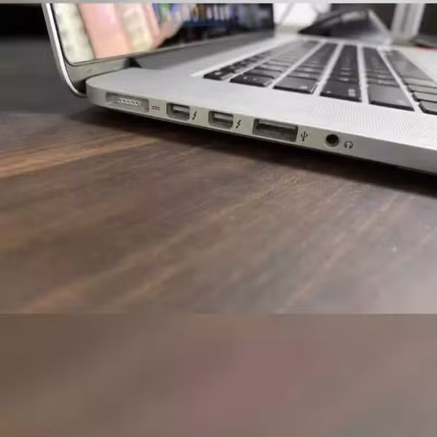 苹果笔记本电脑macbook  pro 2012 15寸大屏  图片 1