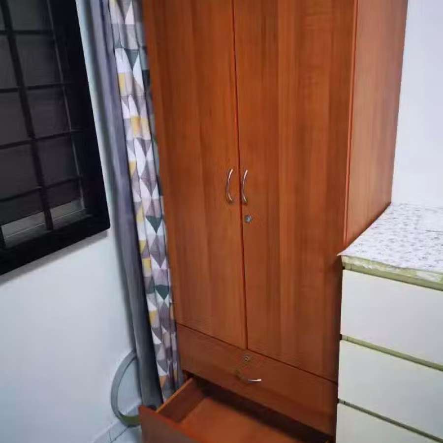  出售单人床，衣柜，风扇，送书桌 图片 5