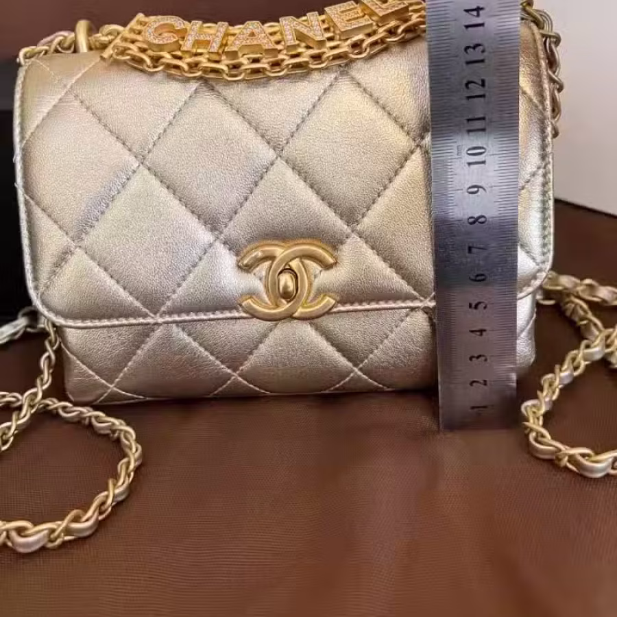 chanel金色侧背包 图片 7