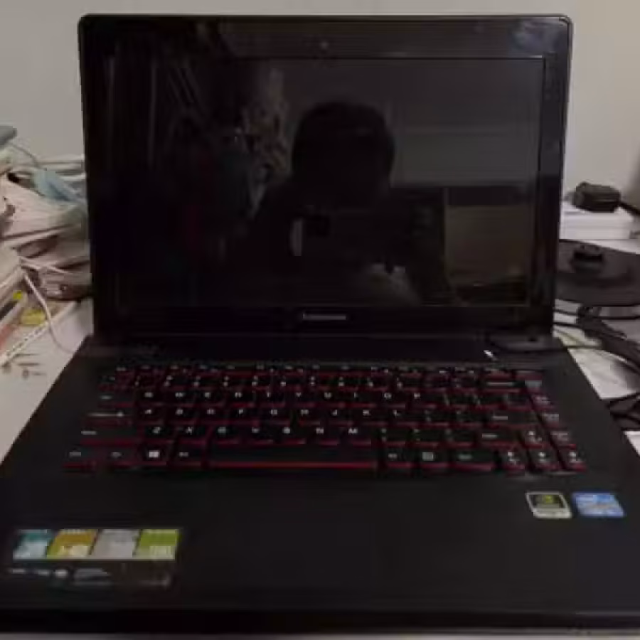 联想Y400笔记本电脑 图片 1