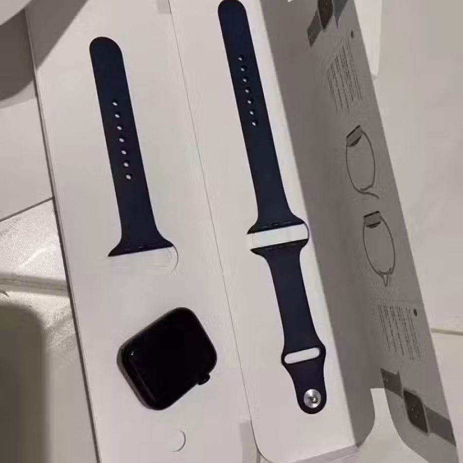 苹果手表6 44mm 图片 1