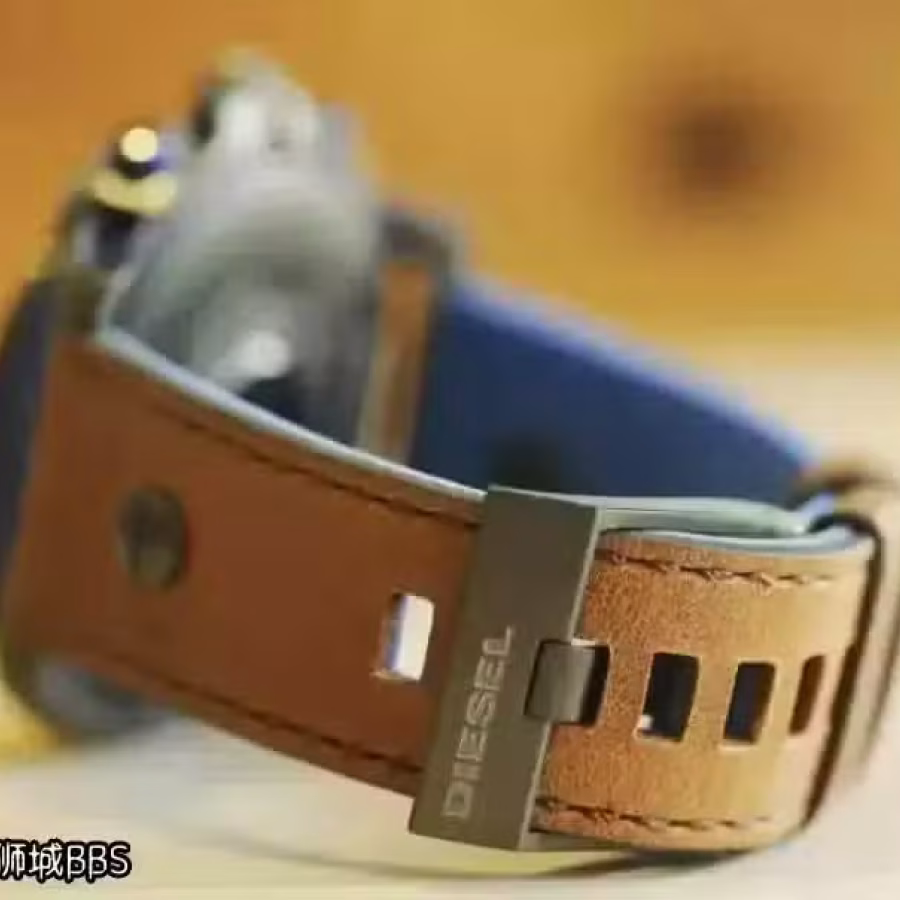 原价$648礼物 便宜给需要的朋友（全新仅拆）Diesel第四代智能手表安卓苹果 图片 3