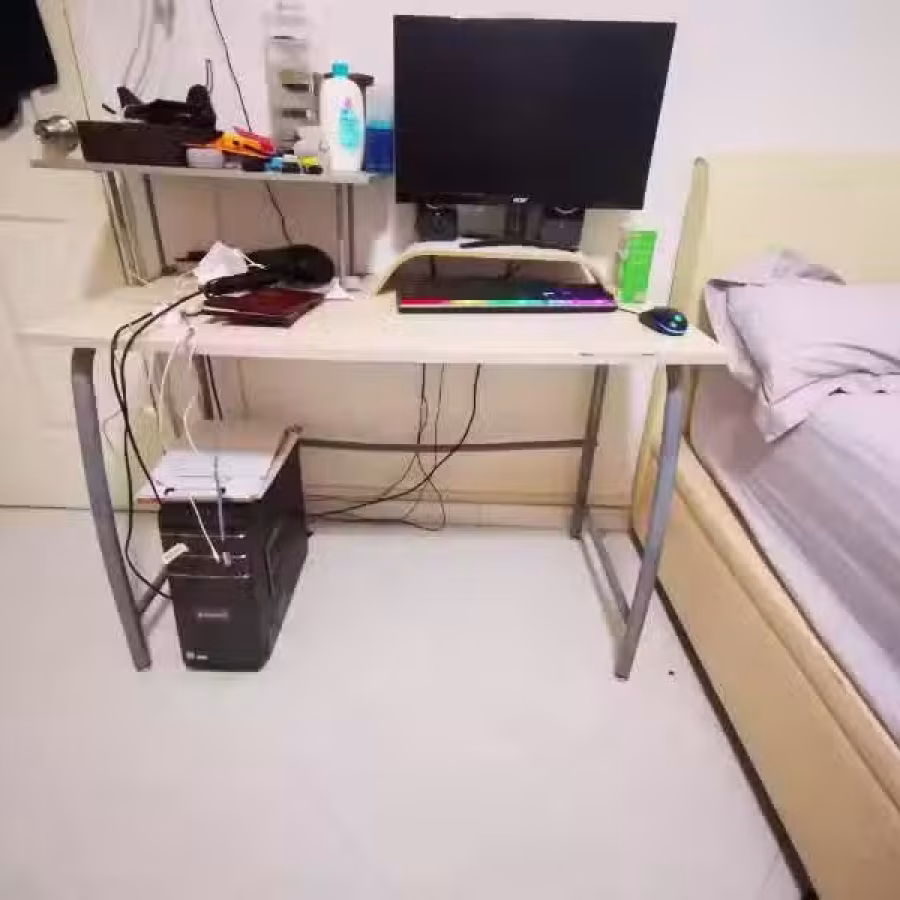 书桌 25元 碧山，自取 图片 1