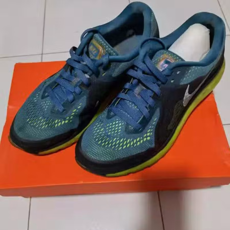 低价处理 NIKE/椰子/Adidas/AJ5 高端真皮白水泥 耐克气垫 图片 2