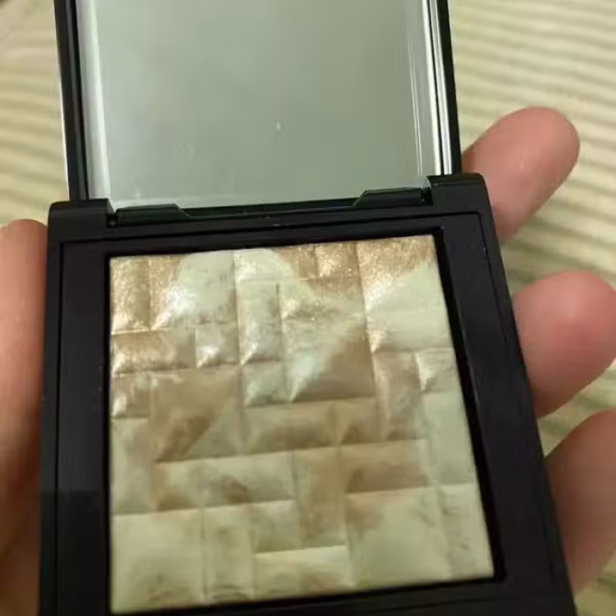 Bobbi brown 五花肉高光 图片 1