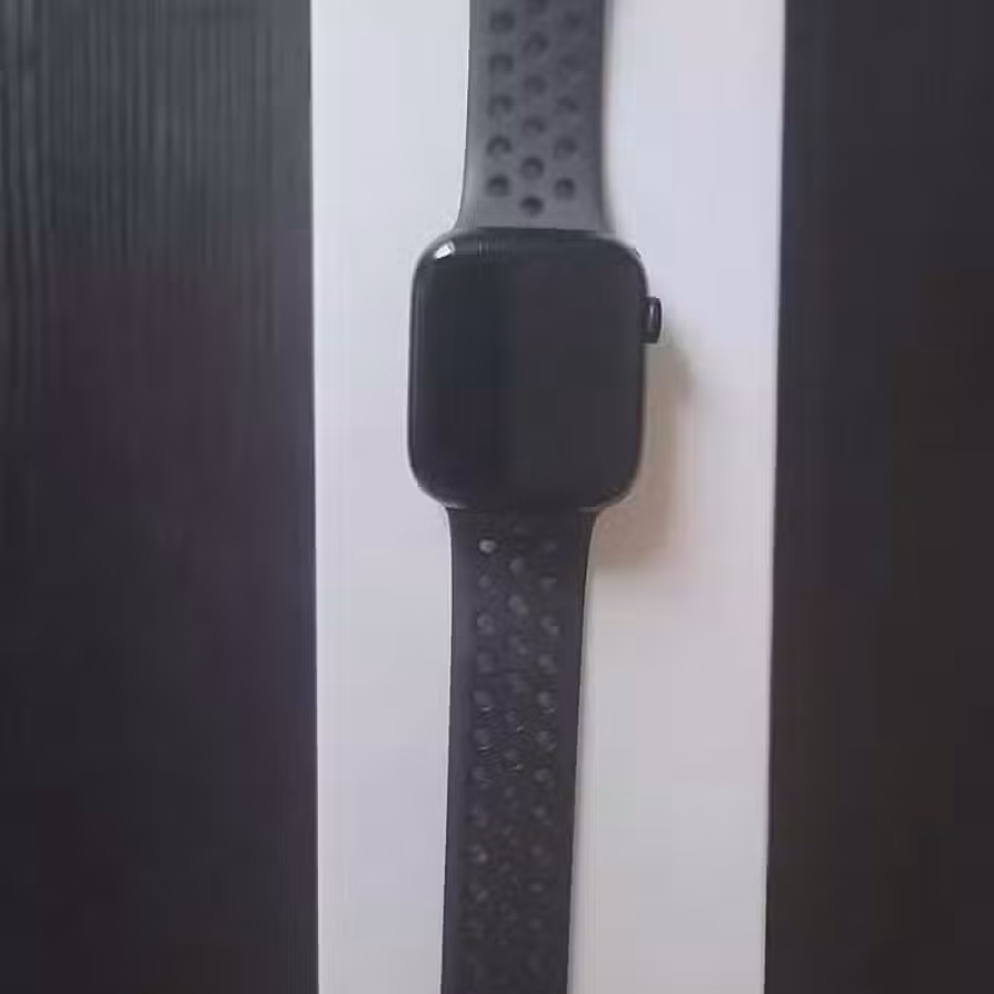 Apple Watch S7 45mm  图片 3